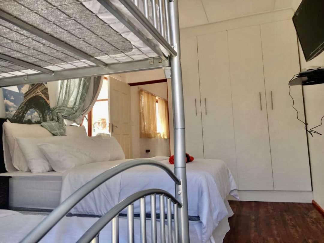 Beautiful Apartment In Century City Кейптаун Екстериор снимка