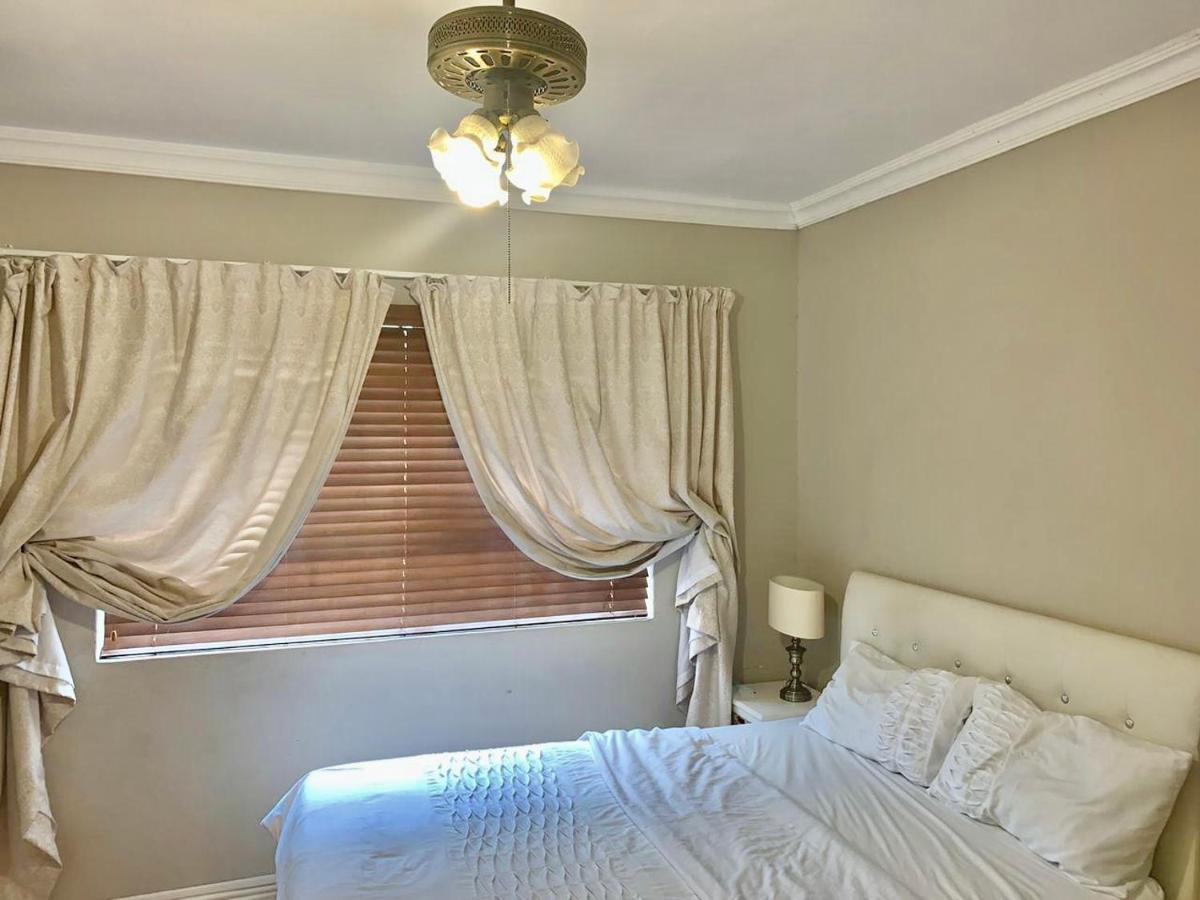 Beautiful Apartment In Century City Кейптаун Екстериор снимка